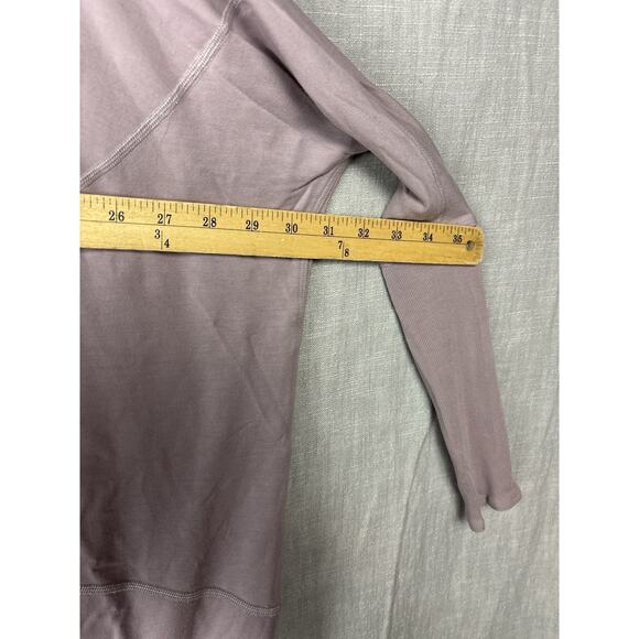 Lululemon Back in Action Wrap in Smoky Blush Womens Size S/M - Picture 6 of 6